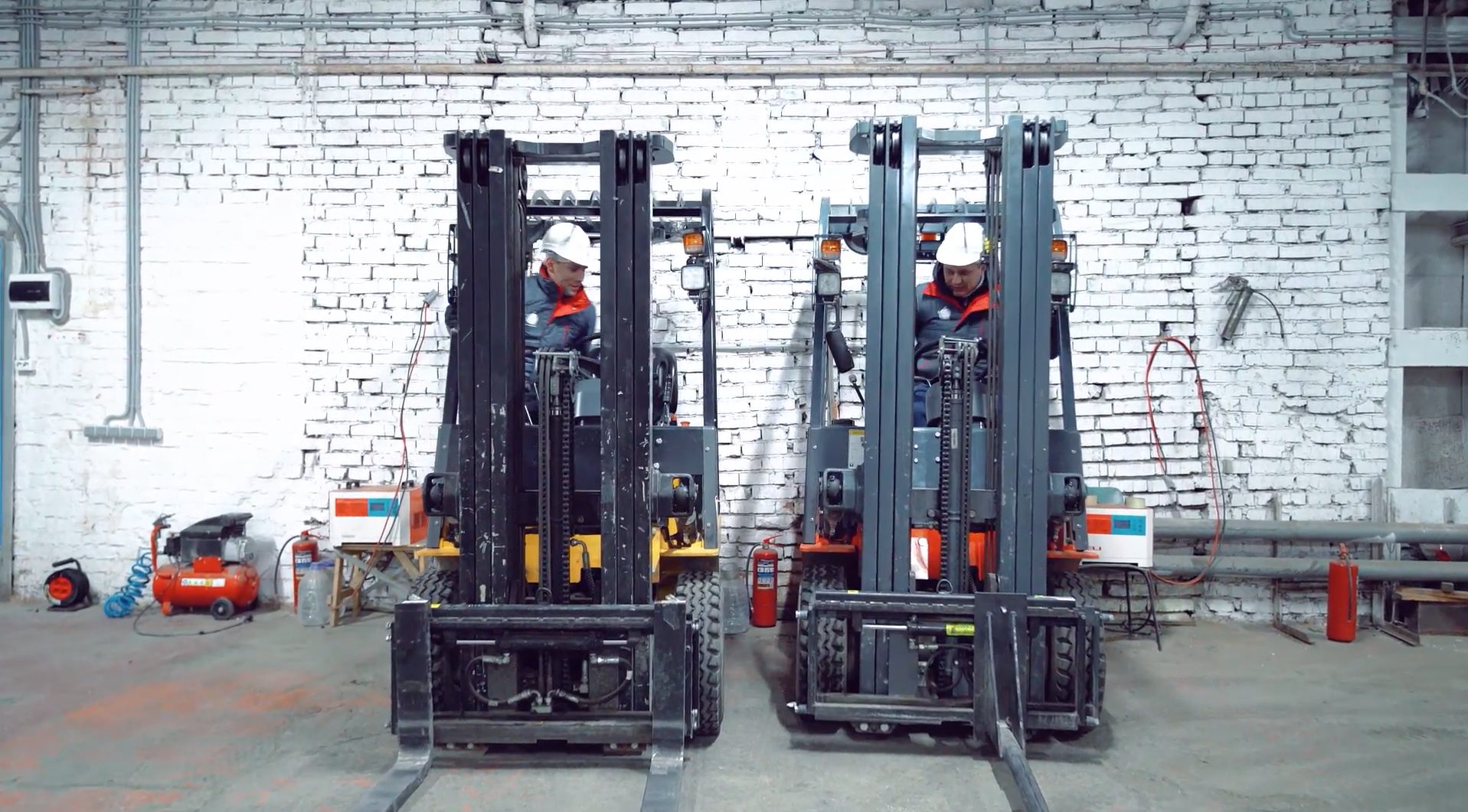 Атмосфера - доставка тентовых и рекламных материалов по РФ Атмосфера - доставка тентовых и рекламных материалов по РФ